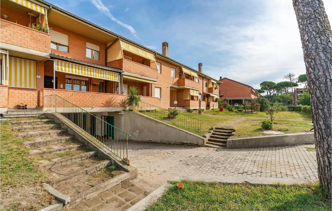 Cozy Apartment In Grosseto Italy