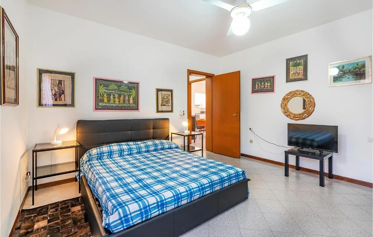 Cozy Apartment In Grosseto