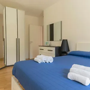  Appartamento Ingresso Indipendente 5 Minuti Dal Centro - Self Check-in - Free Parking - Wi-fi